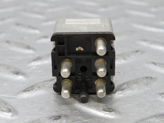 27198 Mercedes-Benz W123 280E Multi Purpose Relay 0015420219