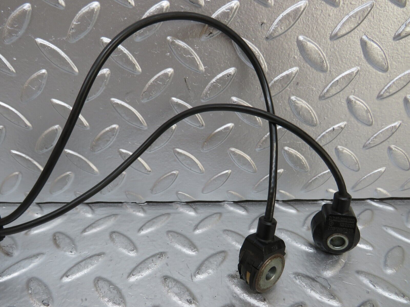 25779 Mercedes-Benz W124 280E Knock Sensor 0031537828
