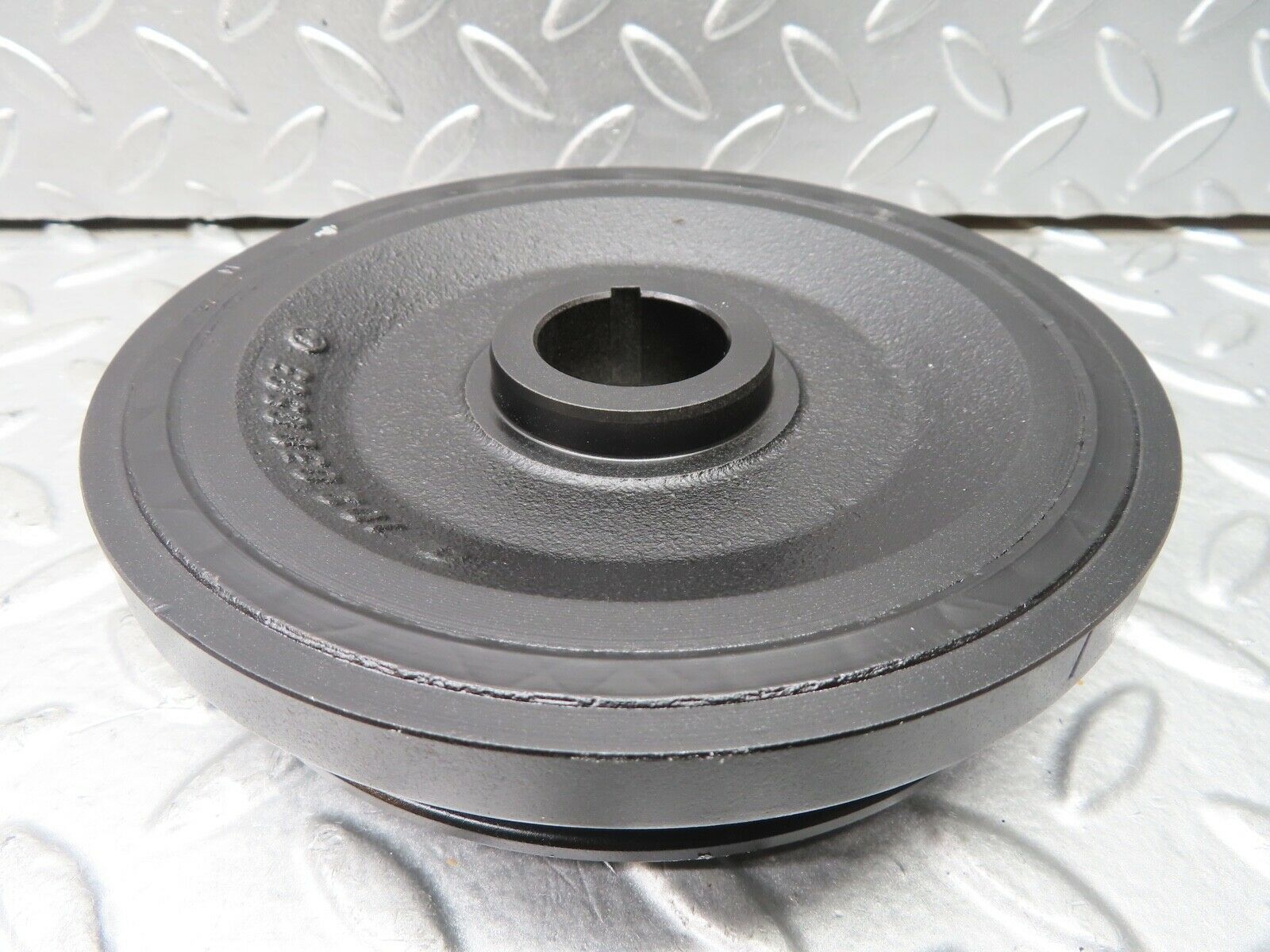 21286 Mercedes-Benz W123 230E Crankshaft Vibration Damper Pulley 1020300503