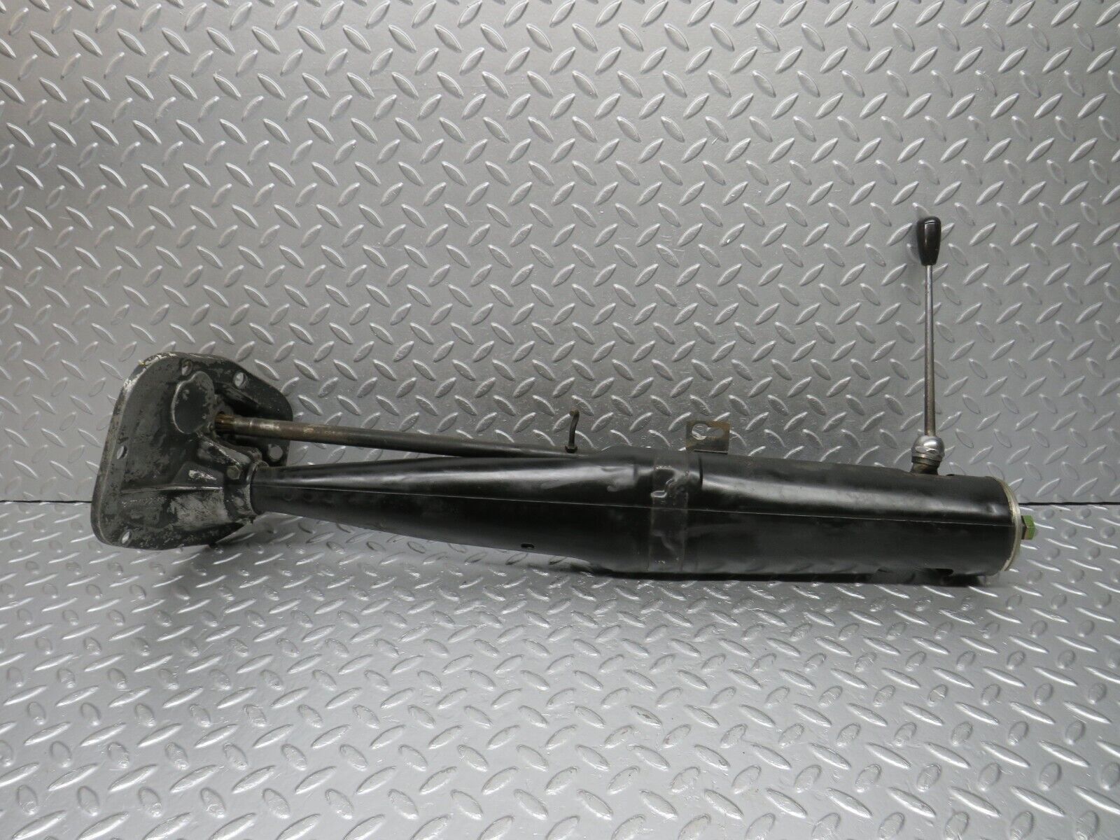 40383 Mercedes-Benz W110 230 Steering Column With Gear Selector 1114622395