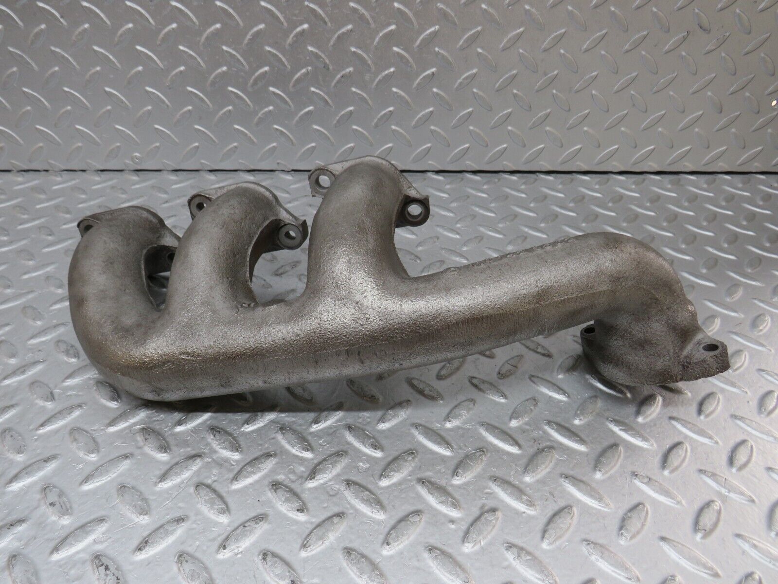 35563 Mercedes-Benz R107 280SL Exhaust Manifold 4-6 1101429502
