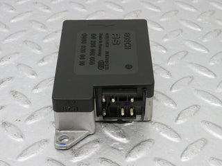 33717 Mercedes-Benz W201 190E 2.0L Crash Sensor 0038200610 0285001050