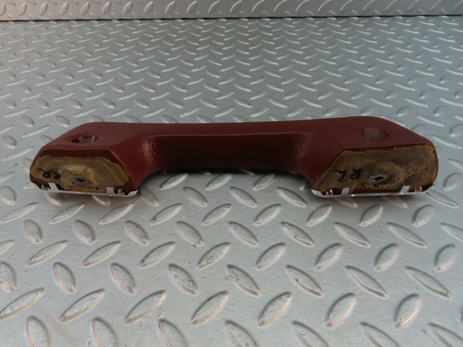 7585 Mercedes-Benz S123 230TE Wagon Interior Door Handle Rear Right 1239702001