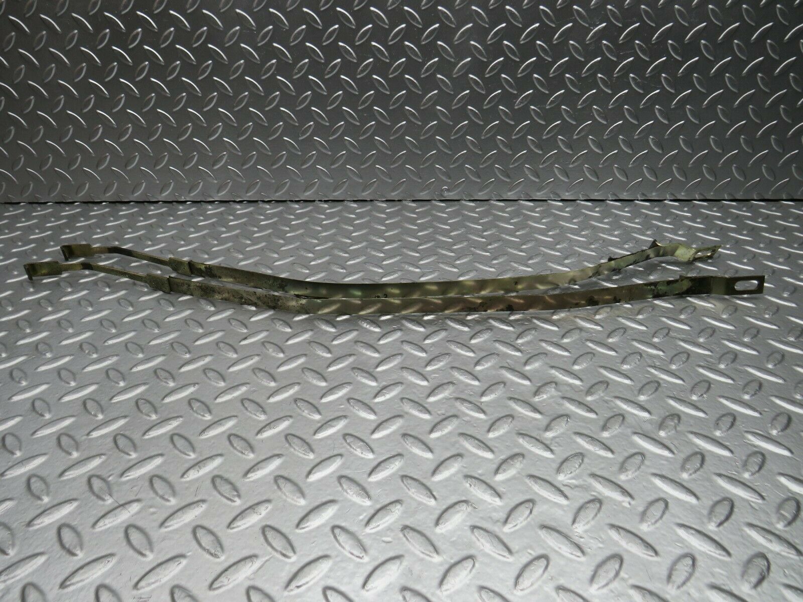 22301 Mercedes-Benz S123 280TE Wagon Heater Box Holder Strap
