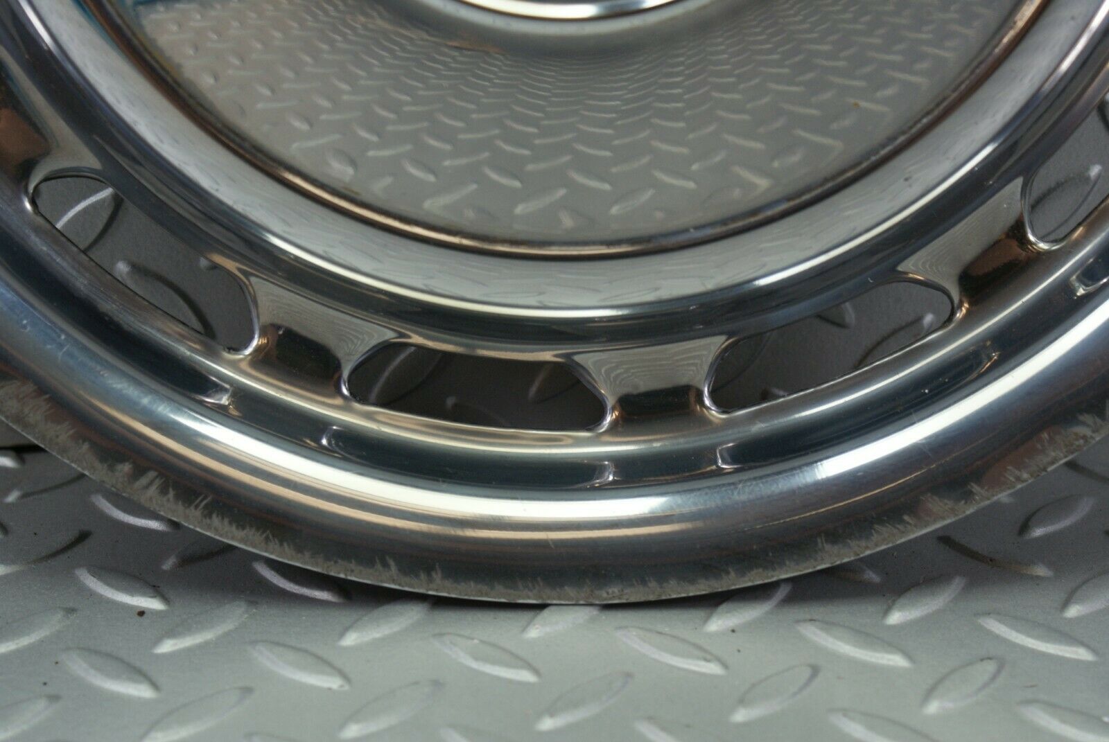 3141 Mercedes-Benz C107 350SLC Coupe Coupe Wheel Trim Hub Cap 14