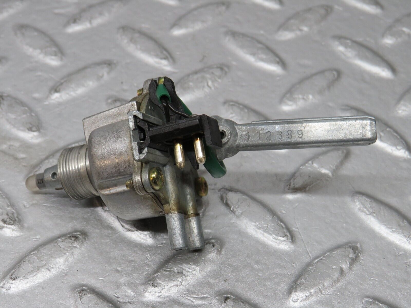 36698 Mercedes-Benz W201 190E 2.0L Heater Control Switch
