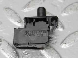 33459 Mercedes-Benz W202 C180 Door Contact Switch 2x 2028202110