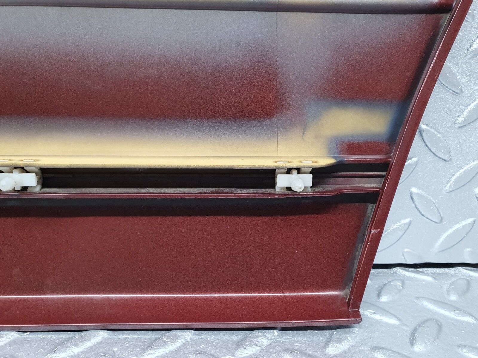 40940 Mercedes-Benz W126 300SE Rear Right Door Moulding Trim 1266904040
