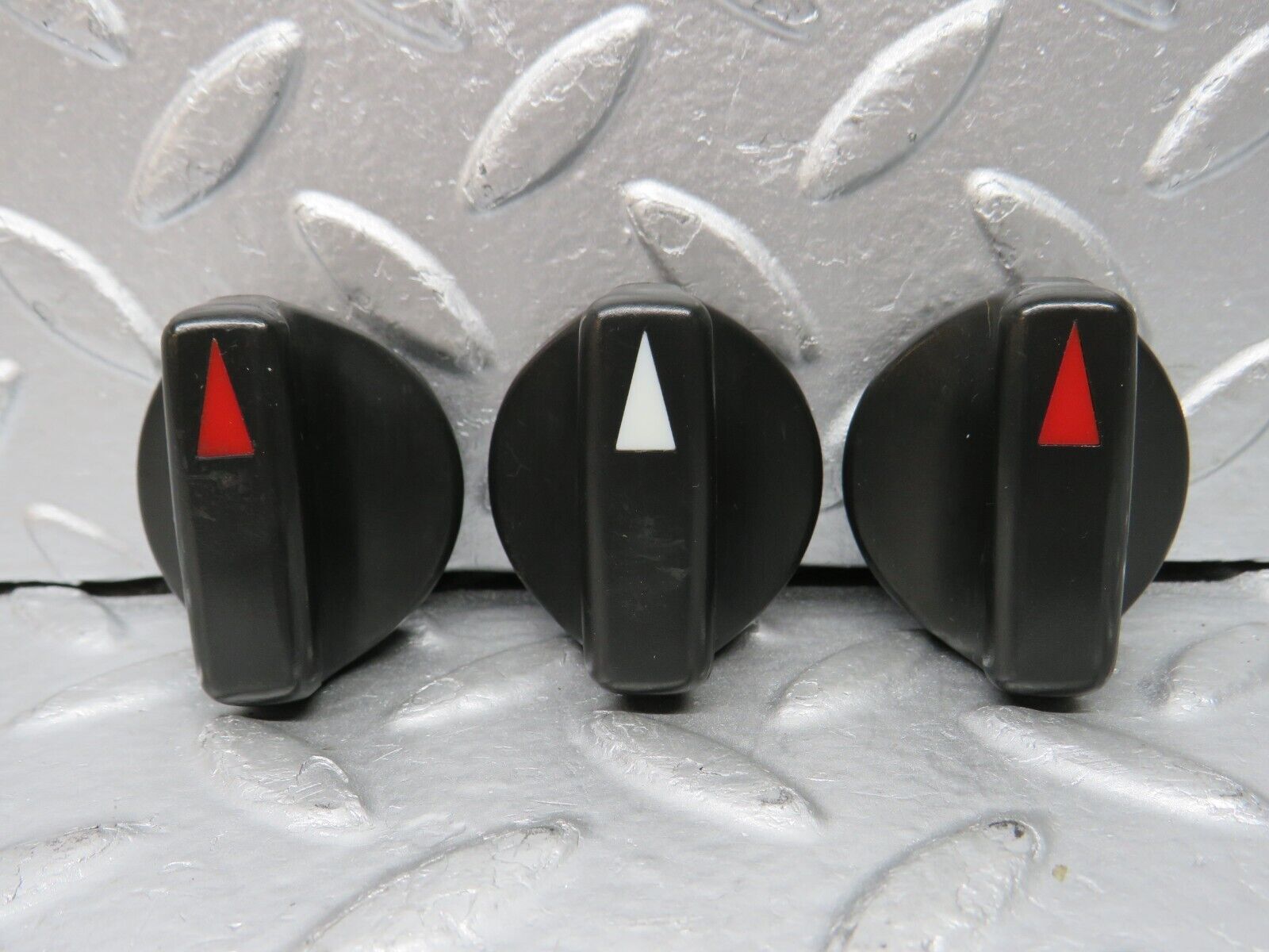 30726 Mercedes-Benz W201 190E 2.0L Heater Control Knob Set