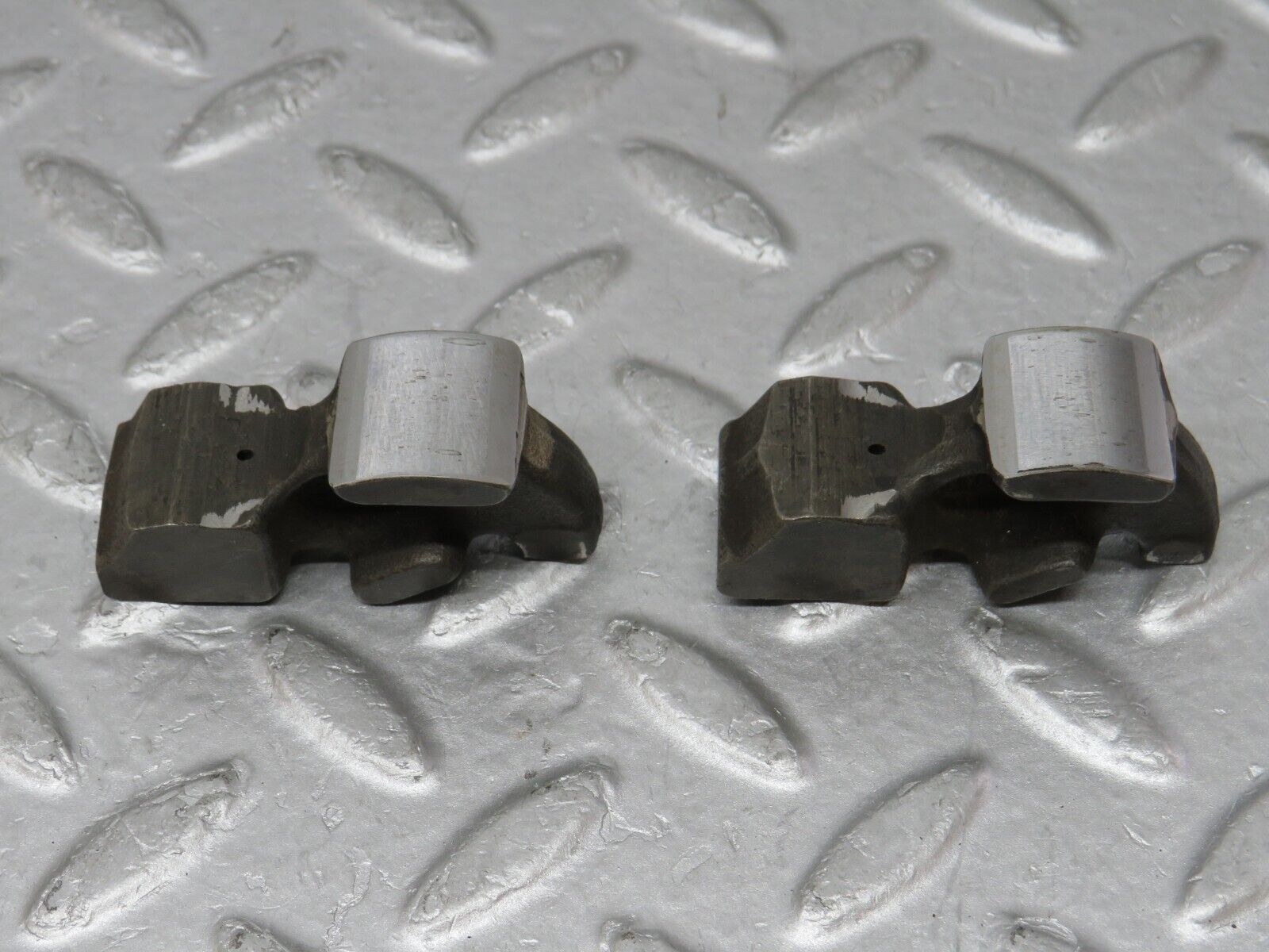 35640 Mercedes-Benz R107 280SL Valve Rocker Arm With Spring And Tappet