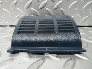 W116 dashboard speaker cover right side used OEM