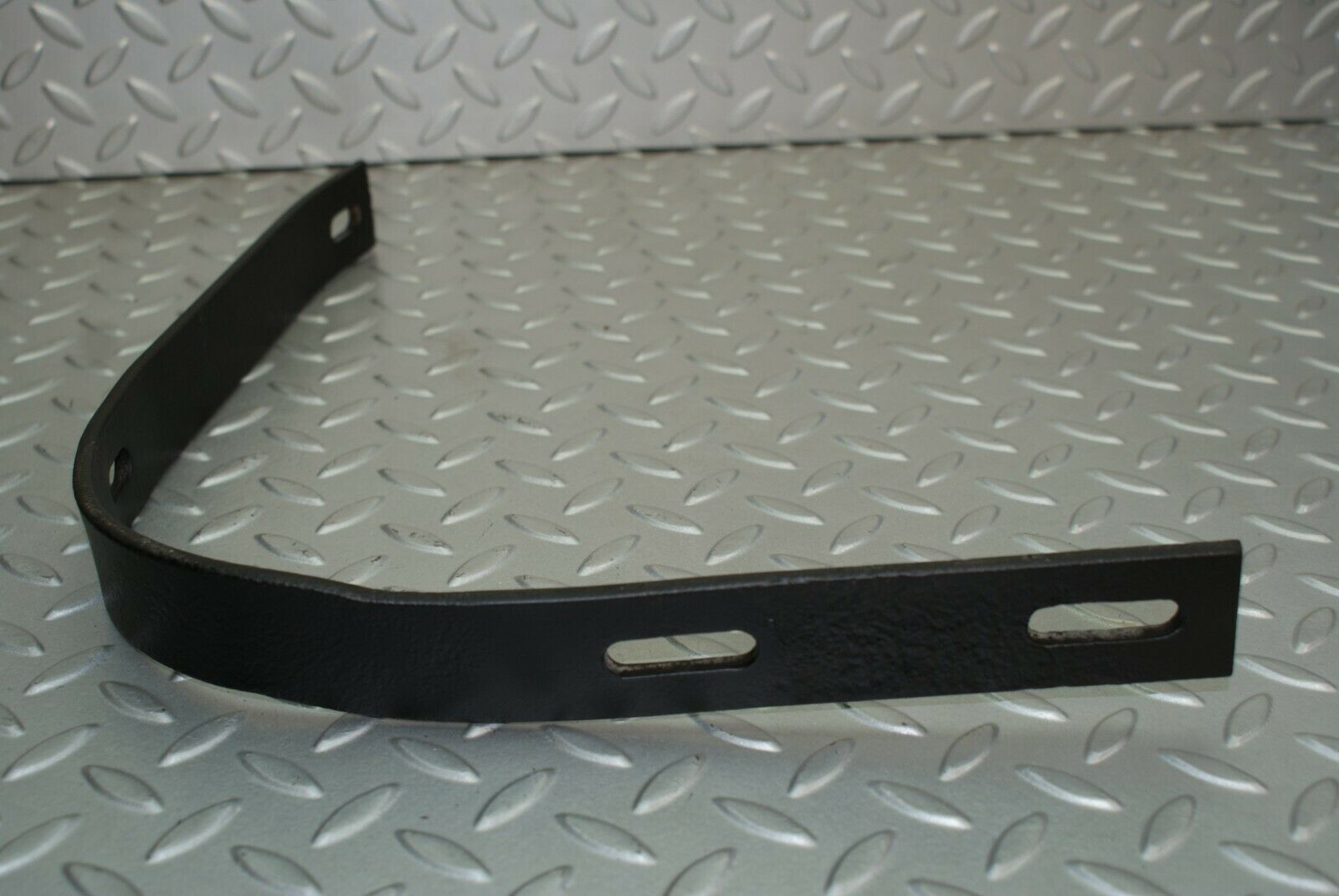 2704 Mercedes-Benz W120 PONTON Front Left Bumper Bracket Holder