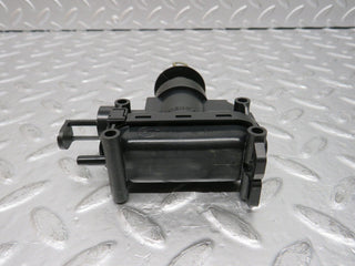 32447 Mercedes-Benz S124 300TE Wagon Door Lock Vacuum Actuator Front Left