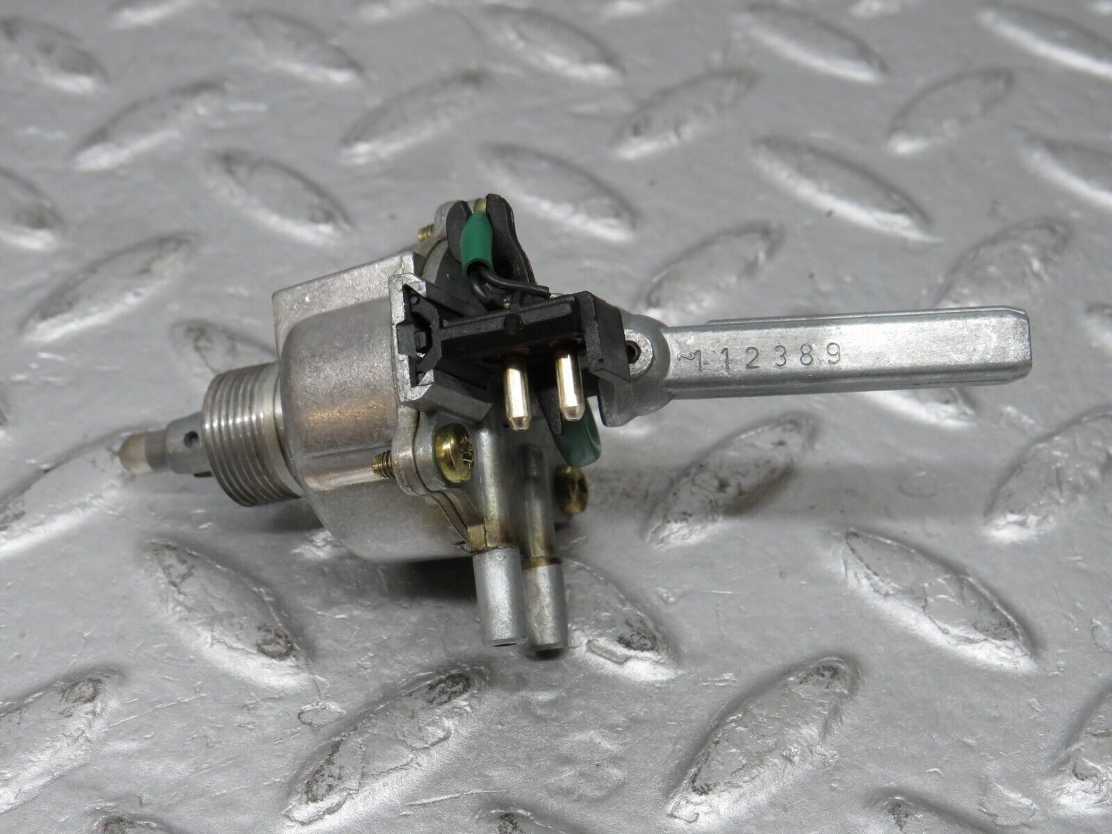 36697 Mercedes-Benz W201 190E 2.0L Heater Control Switch