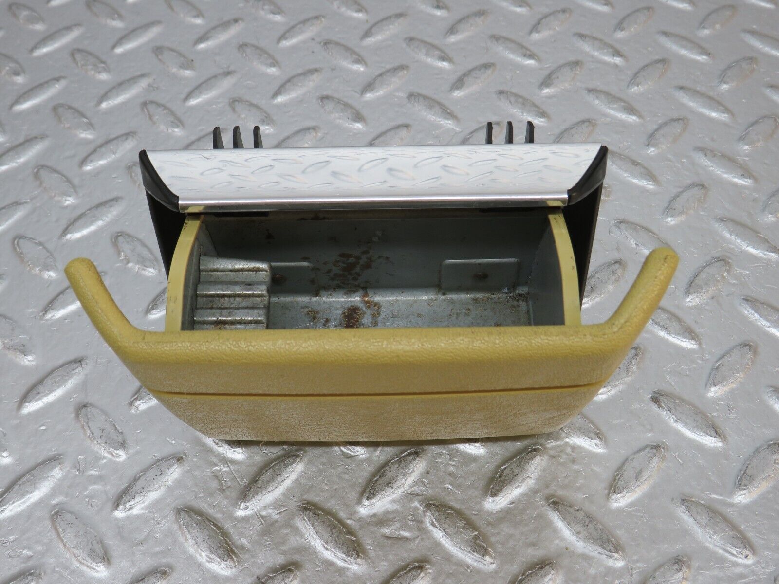 32248 Mercedes-Benz W123 230E Rear Door Ashtray