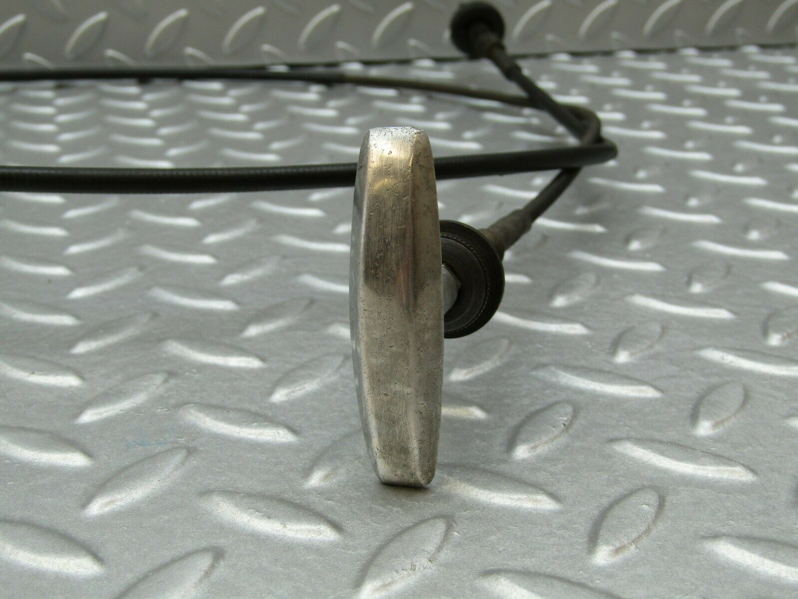 3330 Mercedes-Benz W105 PONTON Bonnet Release Cable