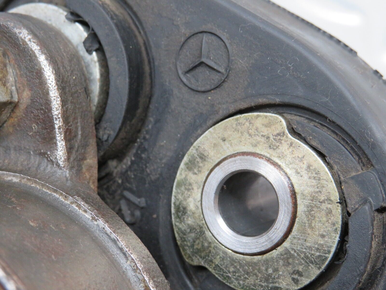 32510 Mercedes-Benz S124 300TE Wagon Cardan Shaft Prop Shaft 1244110415