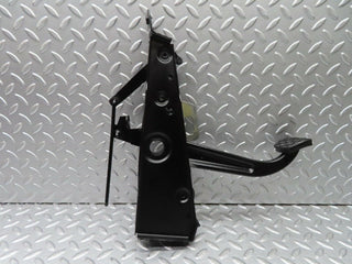 20892 Mercedes-Benz W114 250CE Coupe Parking Brake Pedal