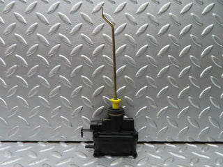 21568 Mercedes-Benz W126 300SE Trunk Lock Vacuum Actuator