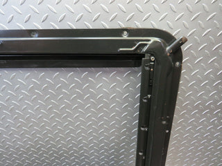 27728 Mercedes-Benz S124 300TE Wagon Power Sunroof Frame Automatic