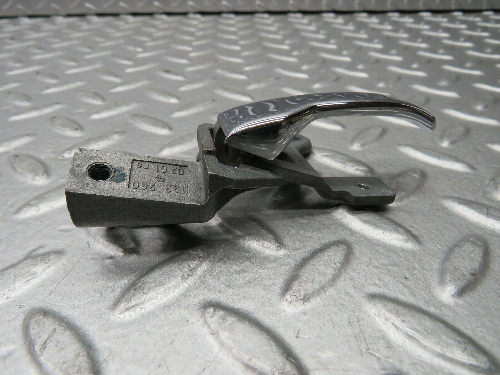 21978 Mercedes-Benz S123 280TE Rear Right Interior Door Handle 1237600261
