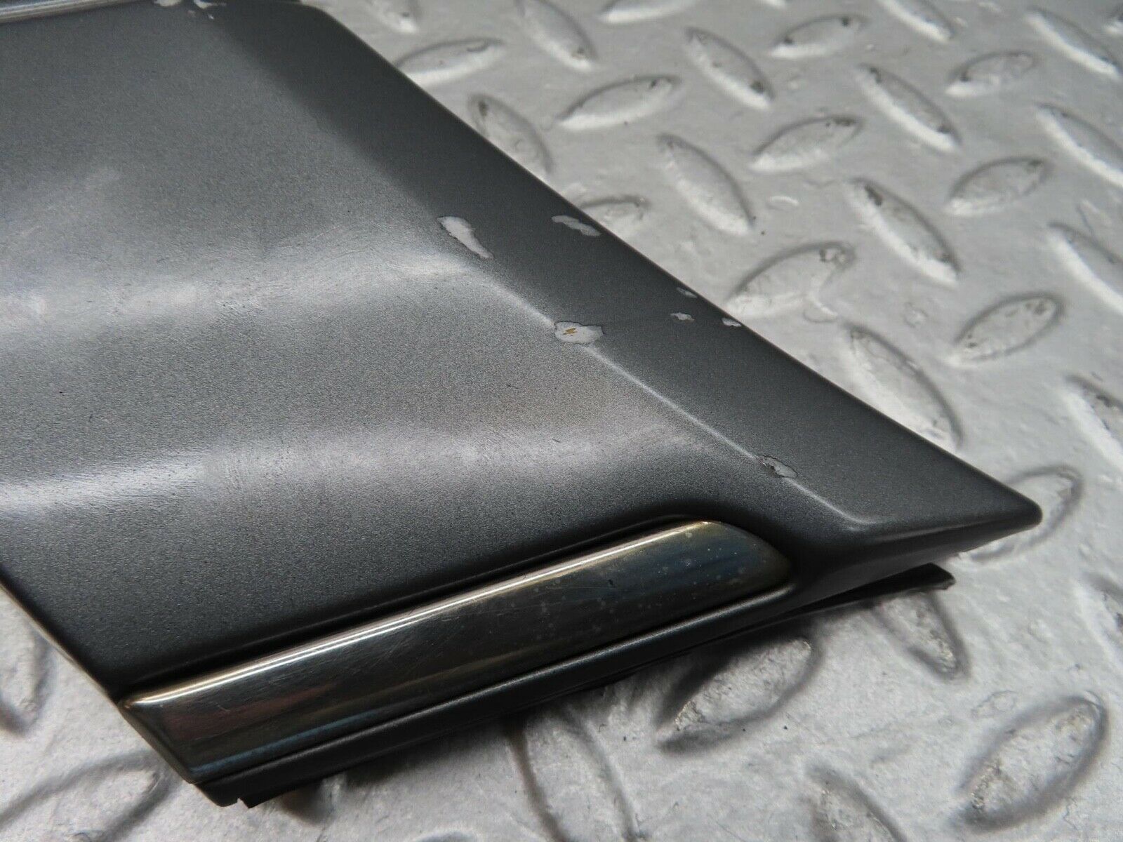 14918 Mercedes-Benz W140 S320 Rear Right Fender Wing Moulding Trim 1406907840