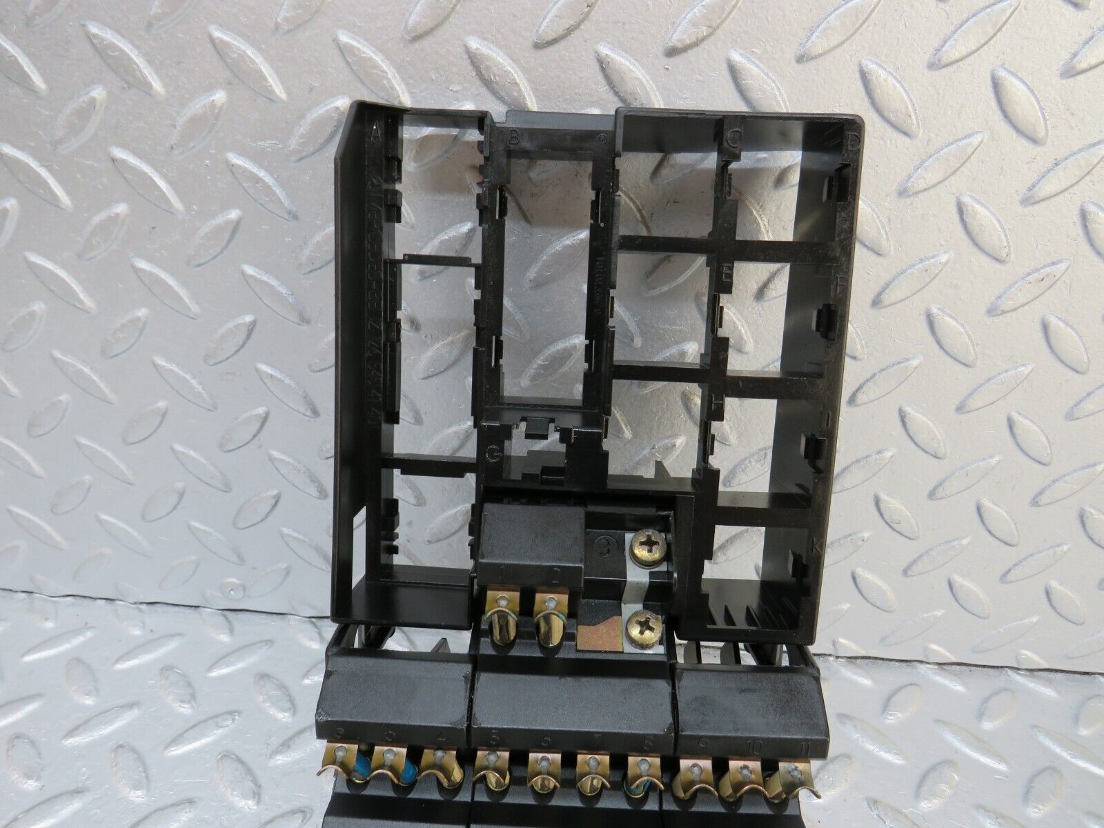 37044 Mercedes-Benz C126 420SEC Coupe Fuse Box 1265454140