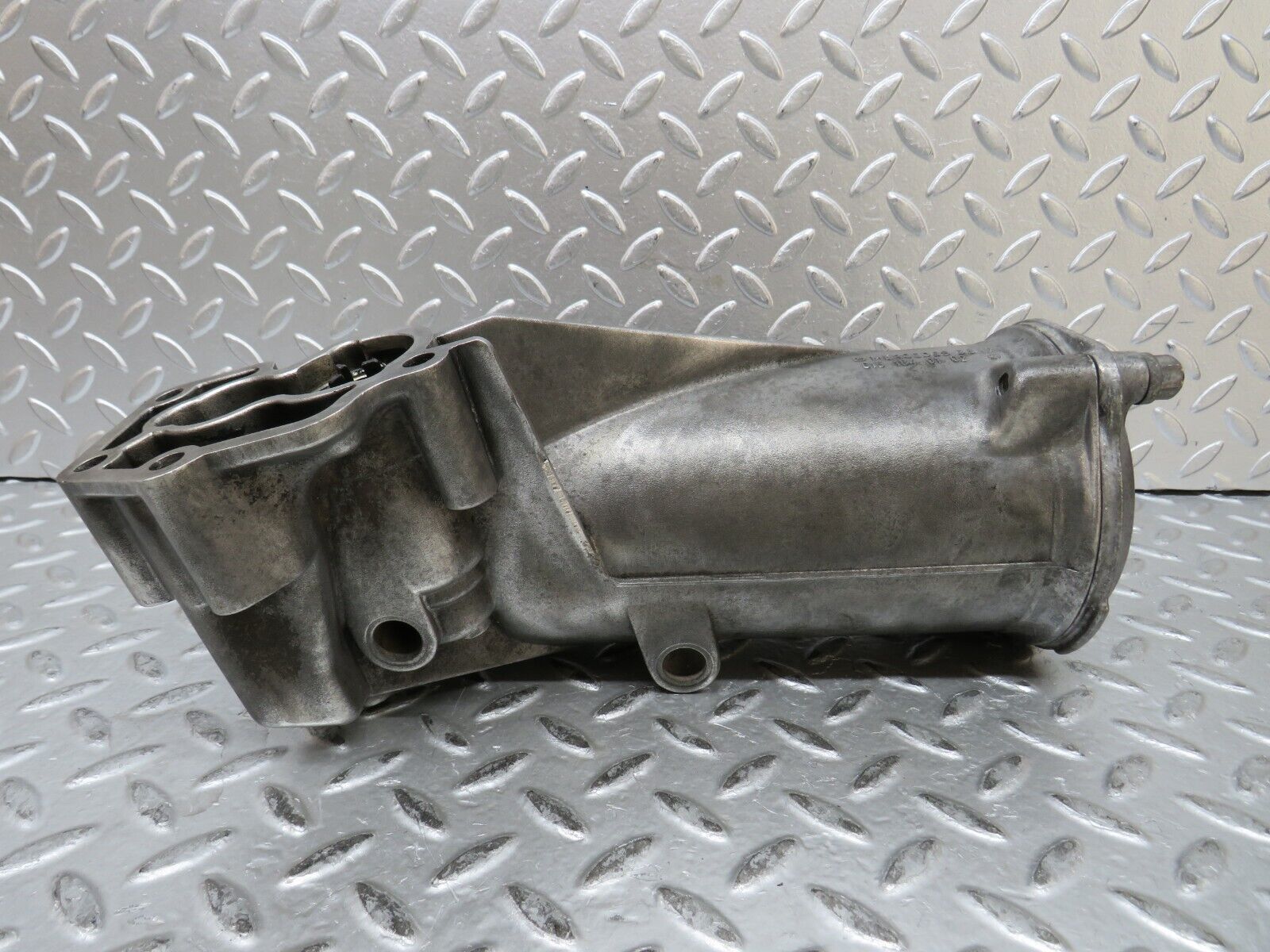 28480 Mercedes-Benz S123 240D Wagon Oil Filter Housing 6151840102