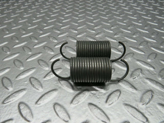 22305 Mercedes-Benz S123 280TE Wagon Front Seat Adjustment Spring Pair