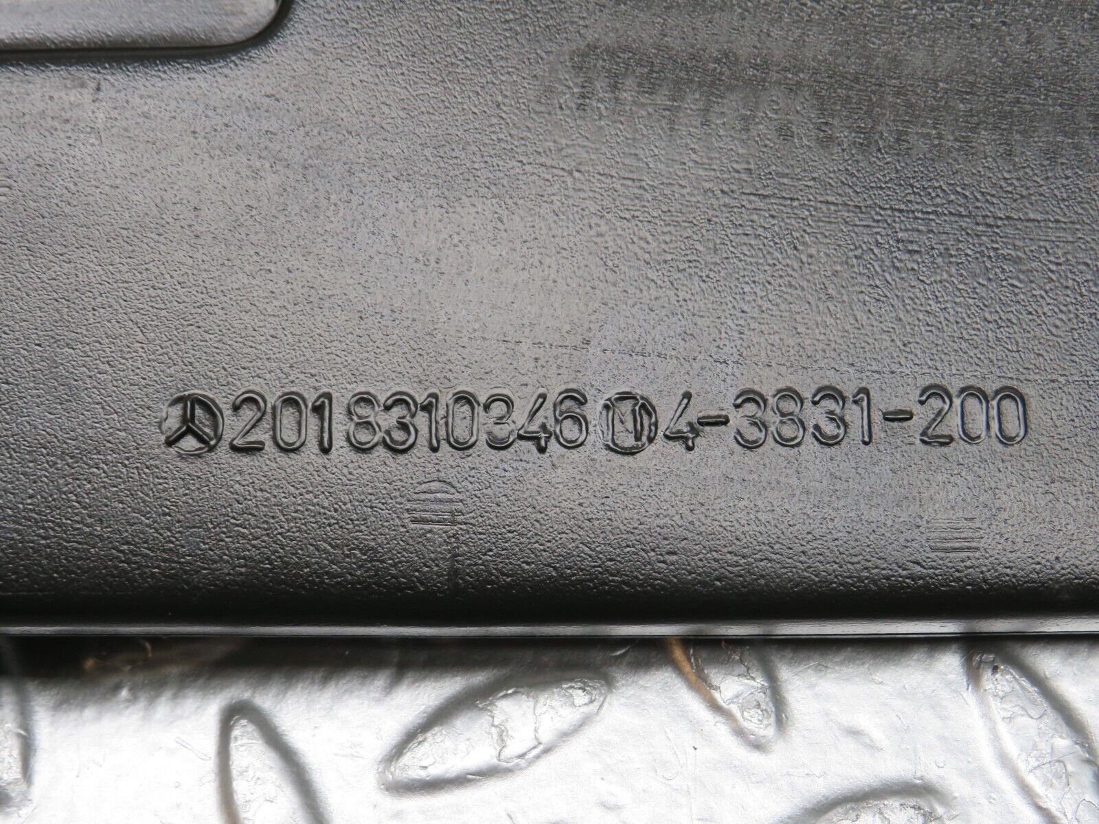 30725 Mercedes-Benz W201 190E 2.0L Dashboard Duct 2018310346