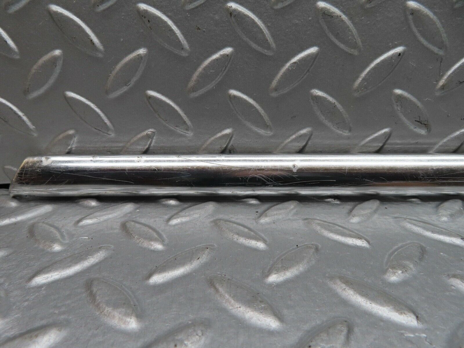 18917 Mercedes-Benz W121 190b Ponton Rear Right Door Upper Chrome Trim