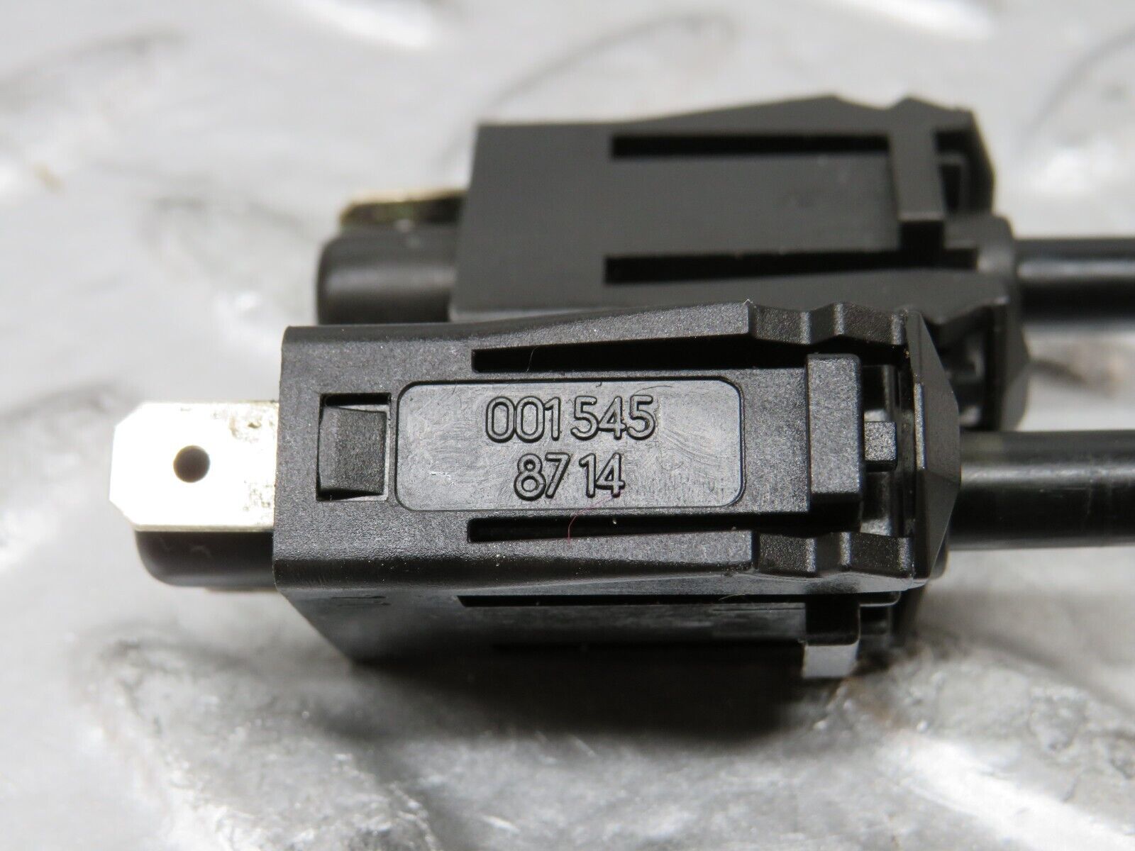 26719 Mercedes-Benz C124 220CE Coupe Door Contact Switch Pair 0015458714