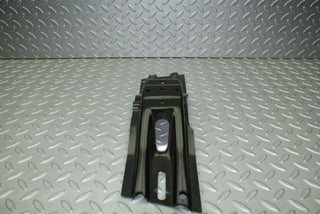 3220 Mercedes-Benz W115 220D Manual Gearbox Bracket Mounting