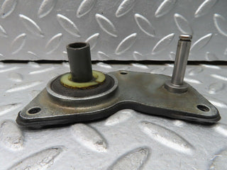 21629 Mercedes-Benz W126 300SE Throttle Linkage Bracket