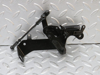 31534 Mercedes-Benz S124 220TE Wagon Throttle Linkage