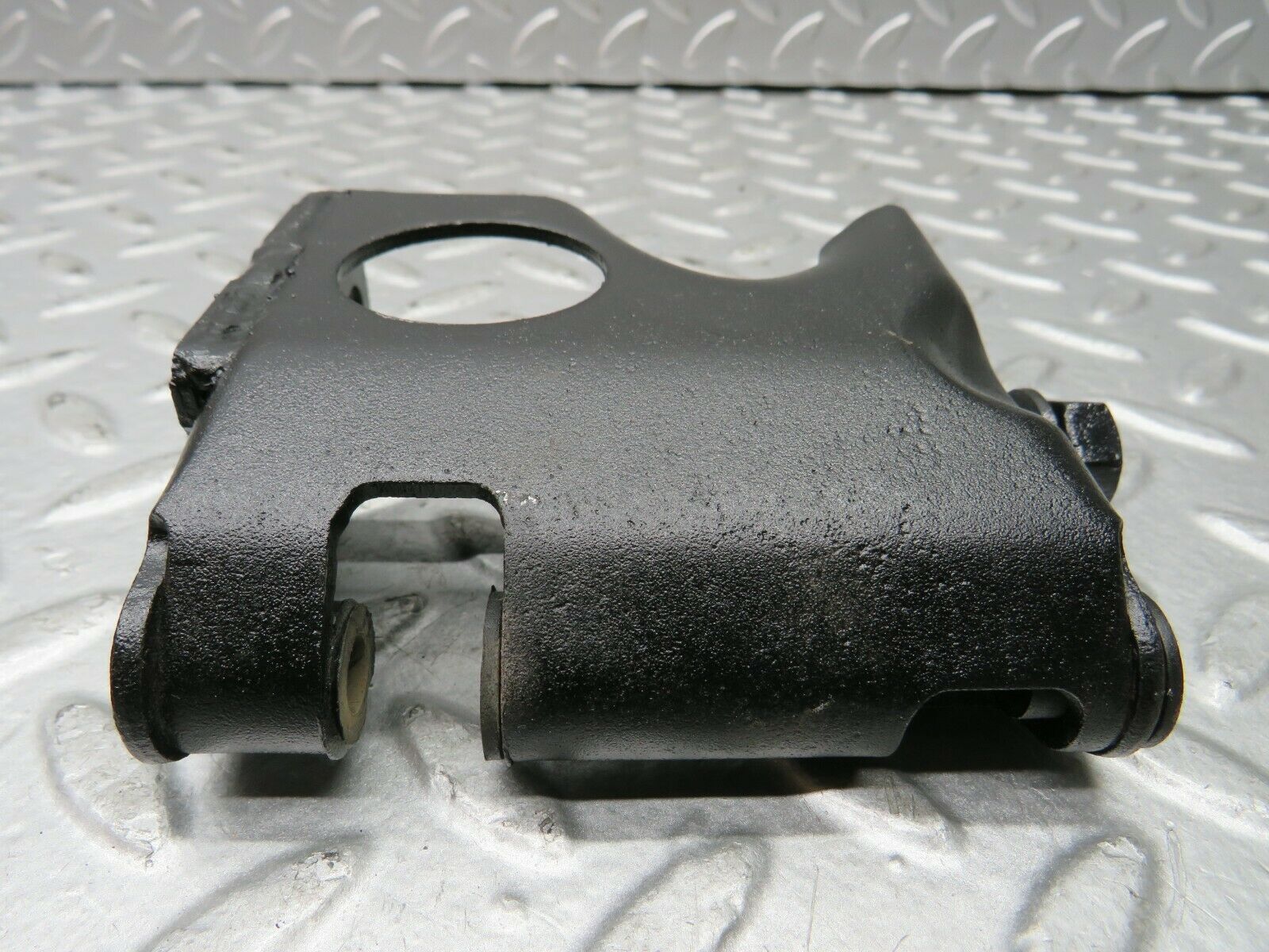 22153 Mercedes-Benz S123 280TE Wagon Alternator Generator Bracket