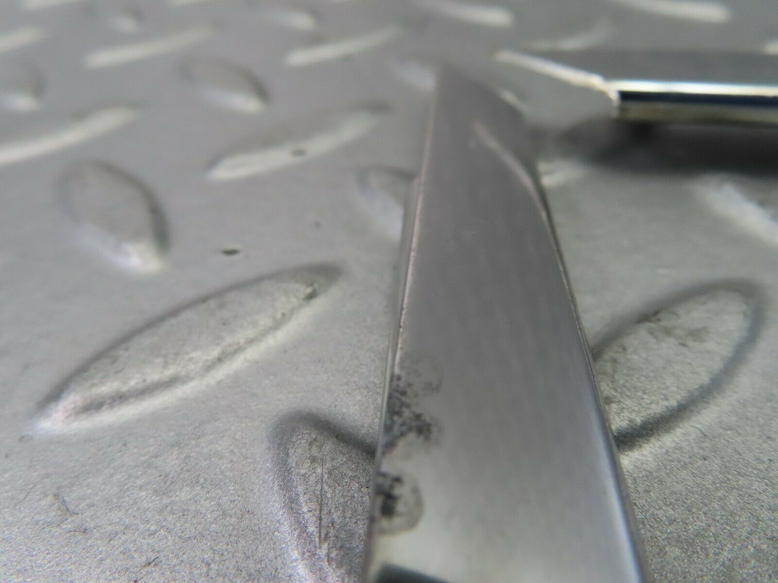 7780 Mercedes-Benz S123 230TE Wagon Door Chrome Window Frame Front Right