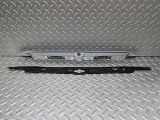 26038 Mercedes-Benz W116 450SE number Plate Light Holder Moulding 1166900580