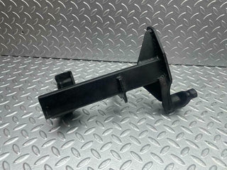 0022 Mercedes-Benz W116 350 SE Air Conditioning Compressor Holder 1161320140