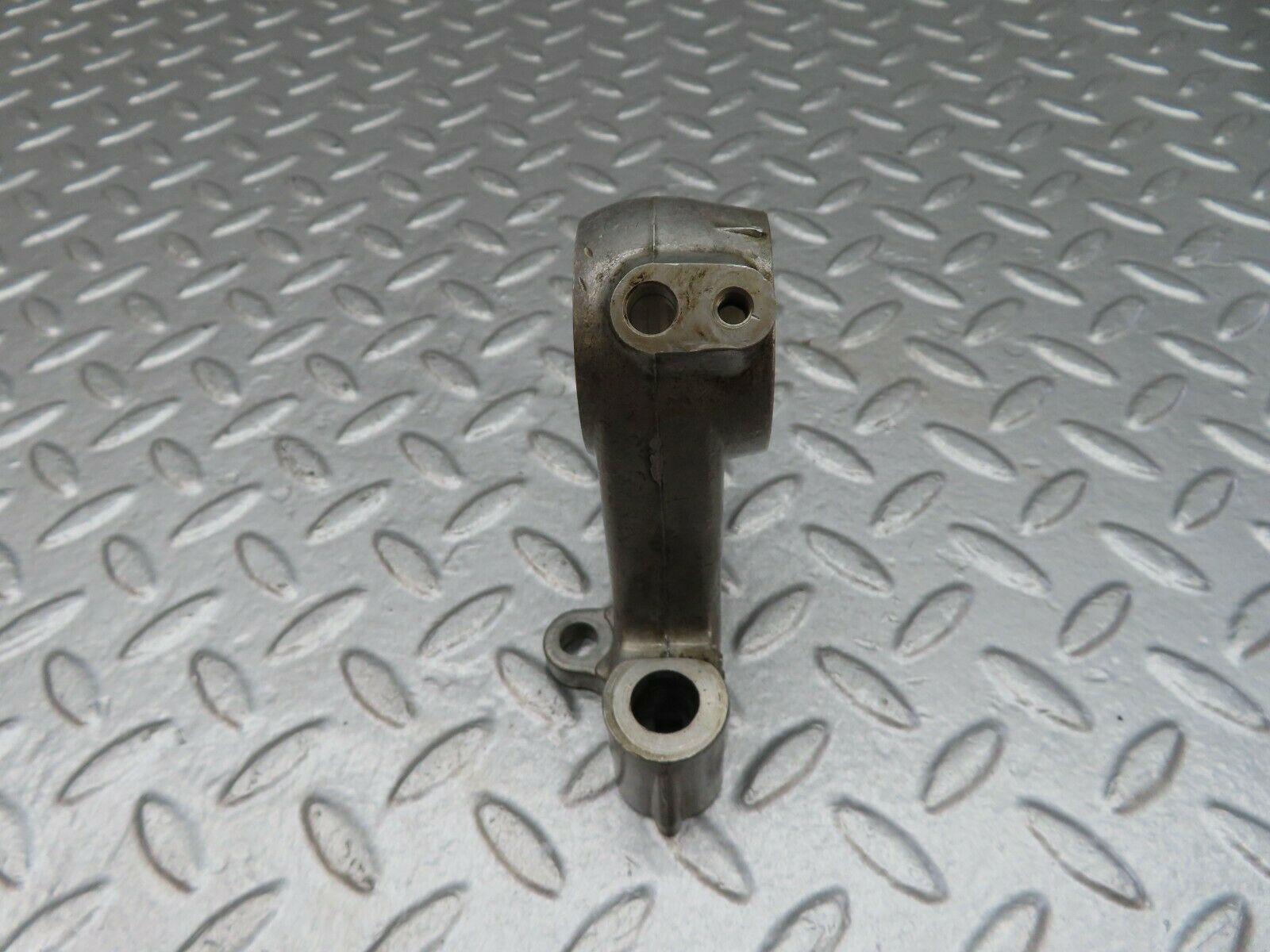 18036 Mercedes-Benz W123 200 Camshaft Tower Bearing 1150510812