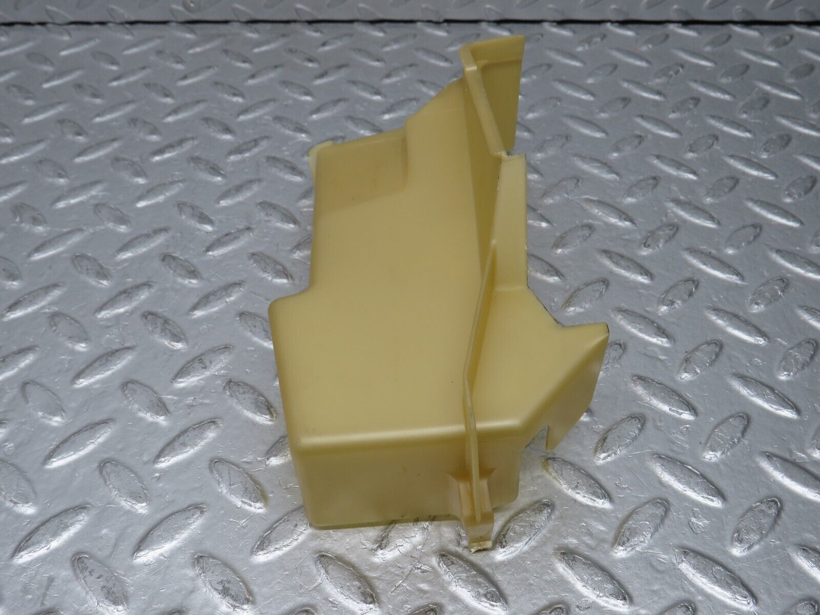 37774 Mercedes-Benz A124 320E Cabriolet Left Door Lock Mechanism Cover 1247231908