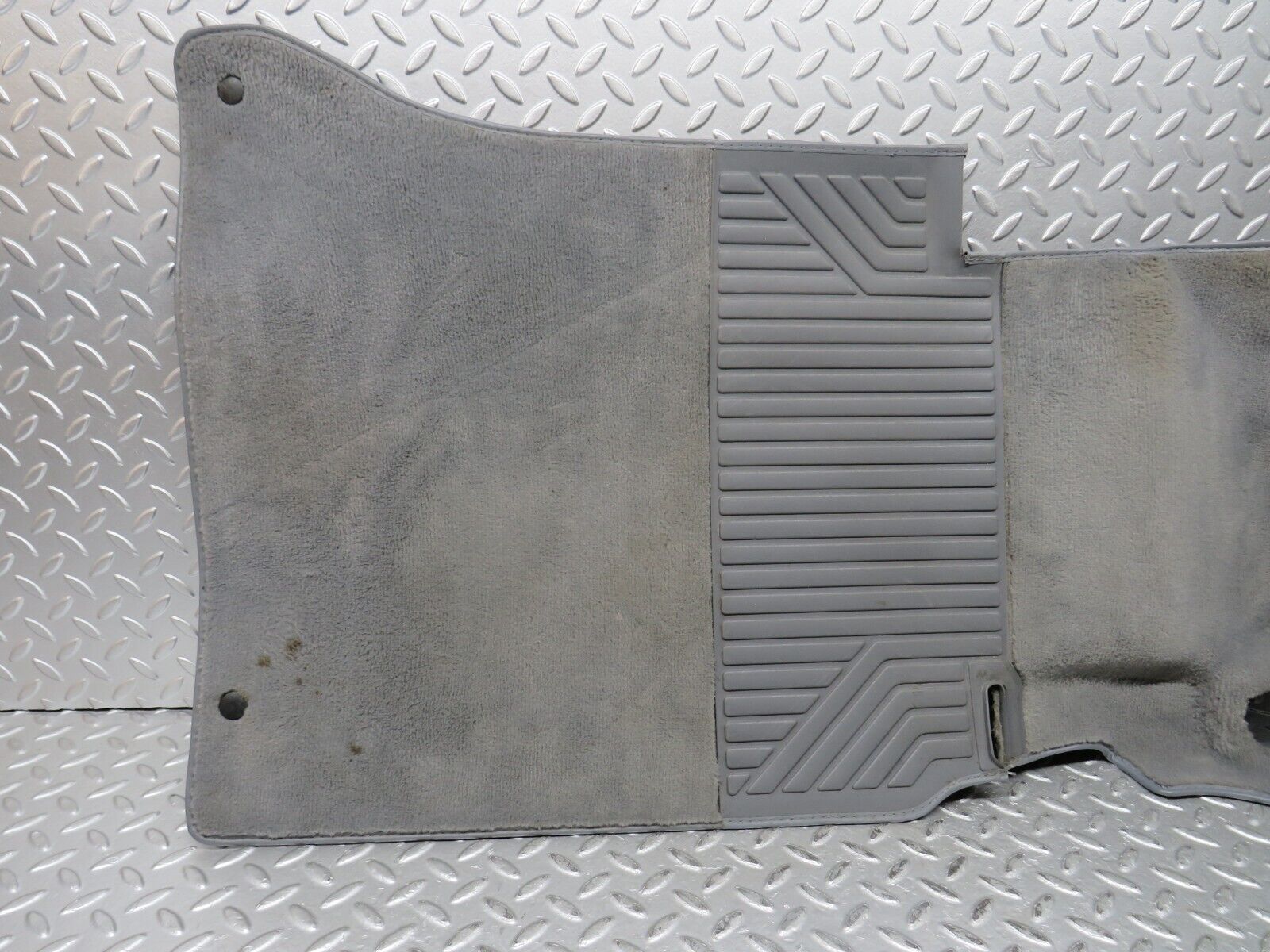 30314 Mercedes-Benz W124 230E Front Right Floor Carpet Grey 1246802240