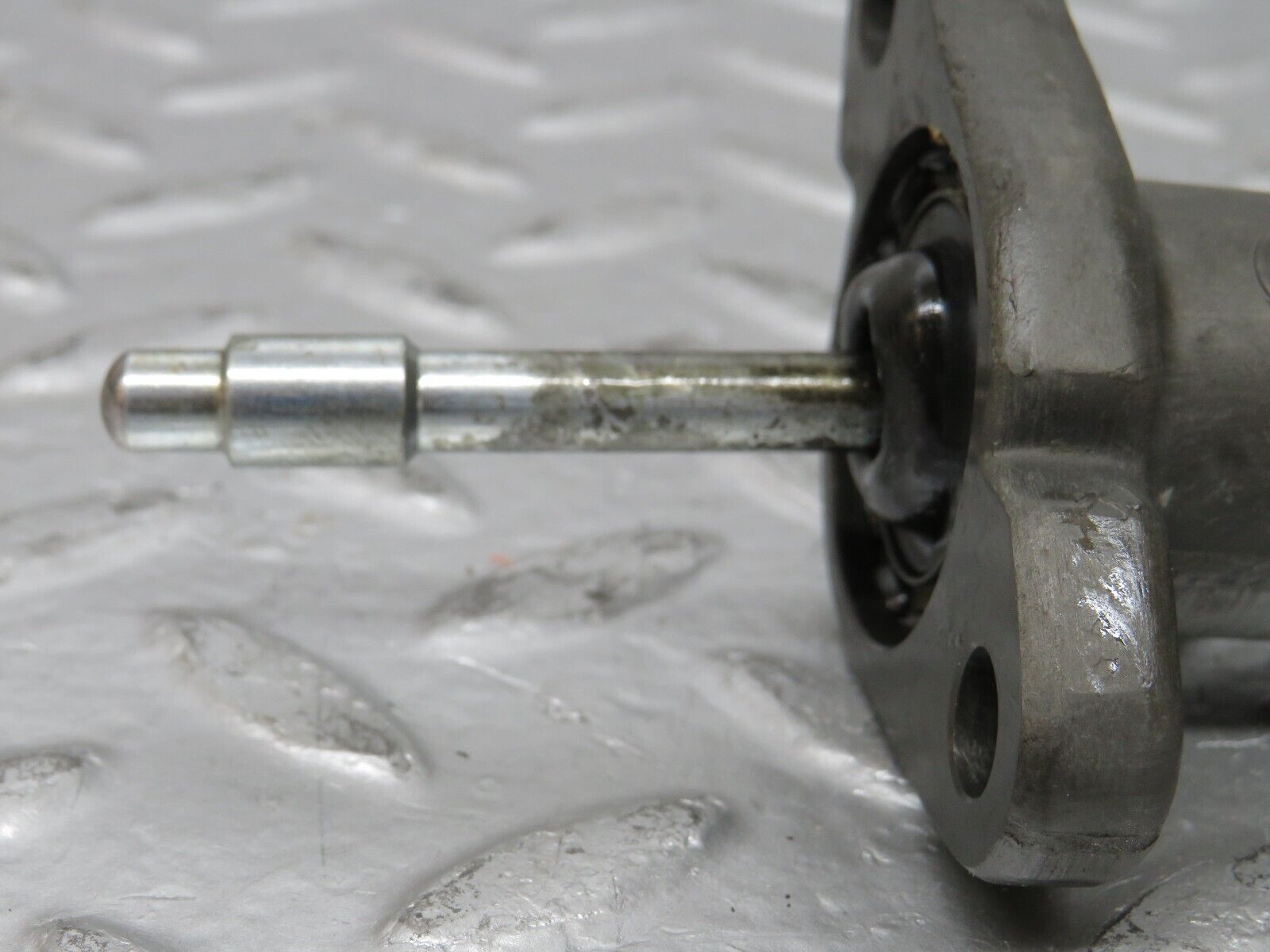 25126 Mercedes-Benz W201 190D Clutch Slave Cylinder 2022900011