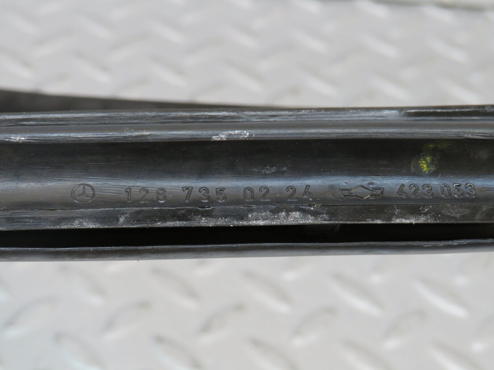 36062 Mercedes-Benz W126 420SE Rear Right Quarter Window 1267350224