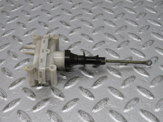 31640 Mercedes-Benz W201 190LE 1.8L Door Lock Vacuum Actuator Rear Left