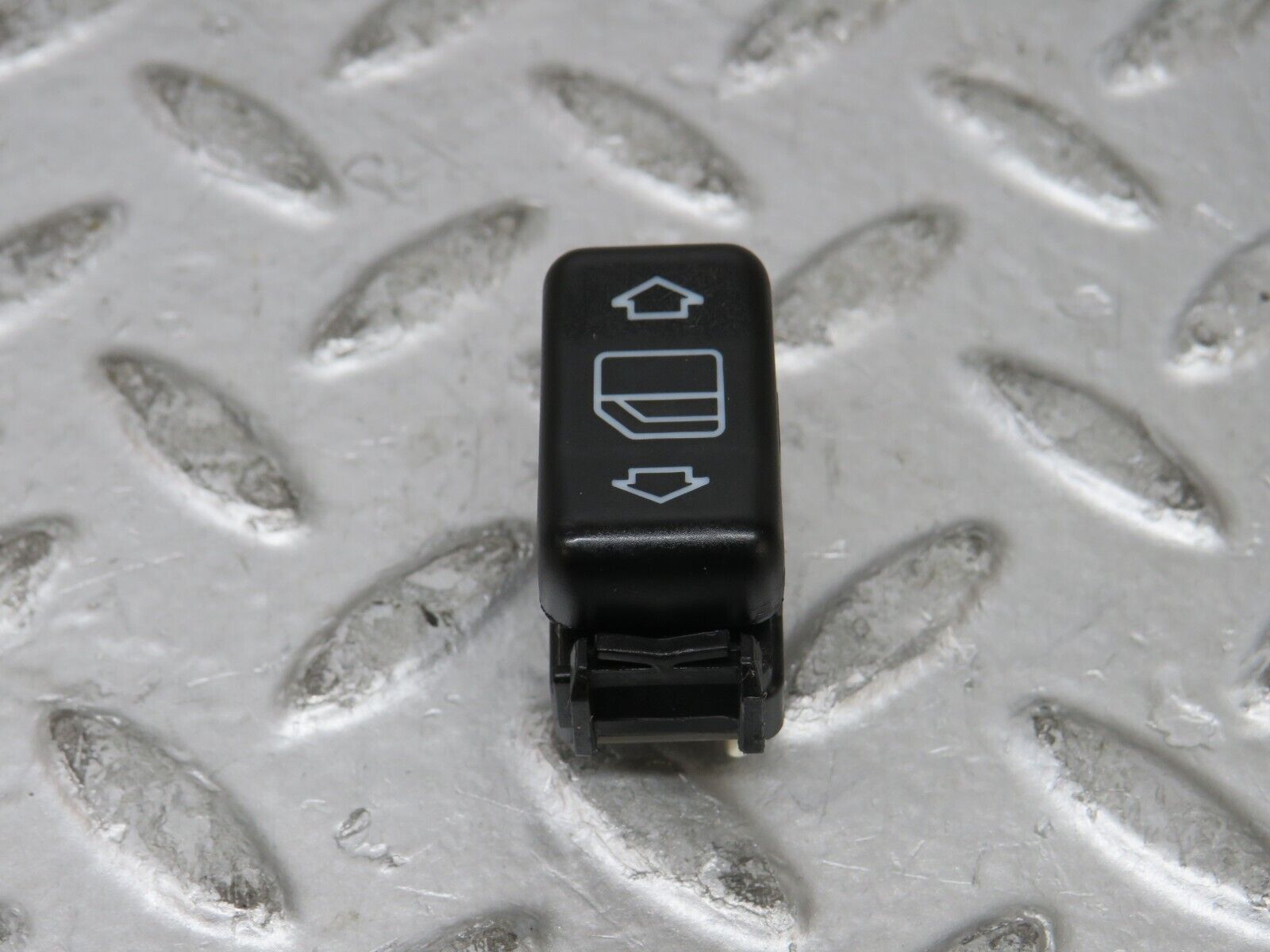 27563 Mercedes-Benz S124 300TE Electric Window Switch Right Side 1248209410