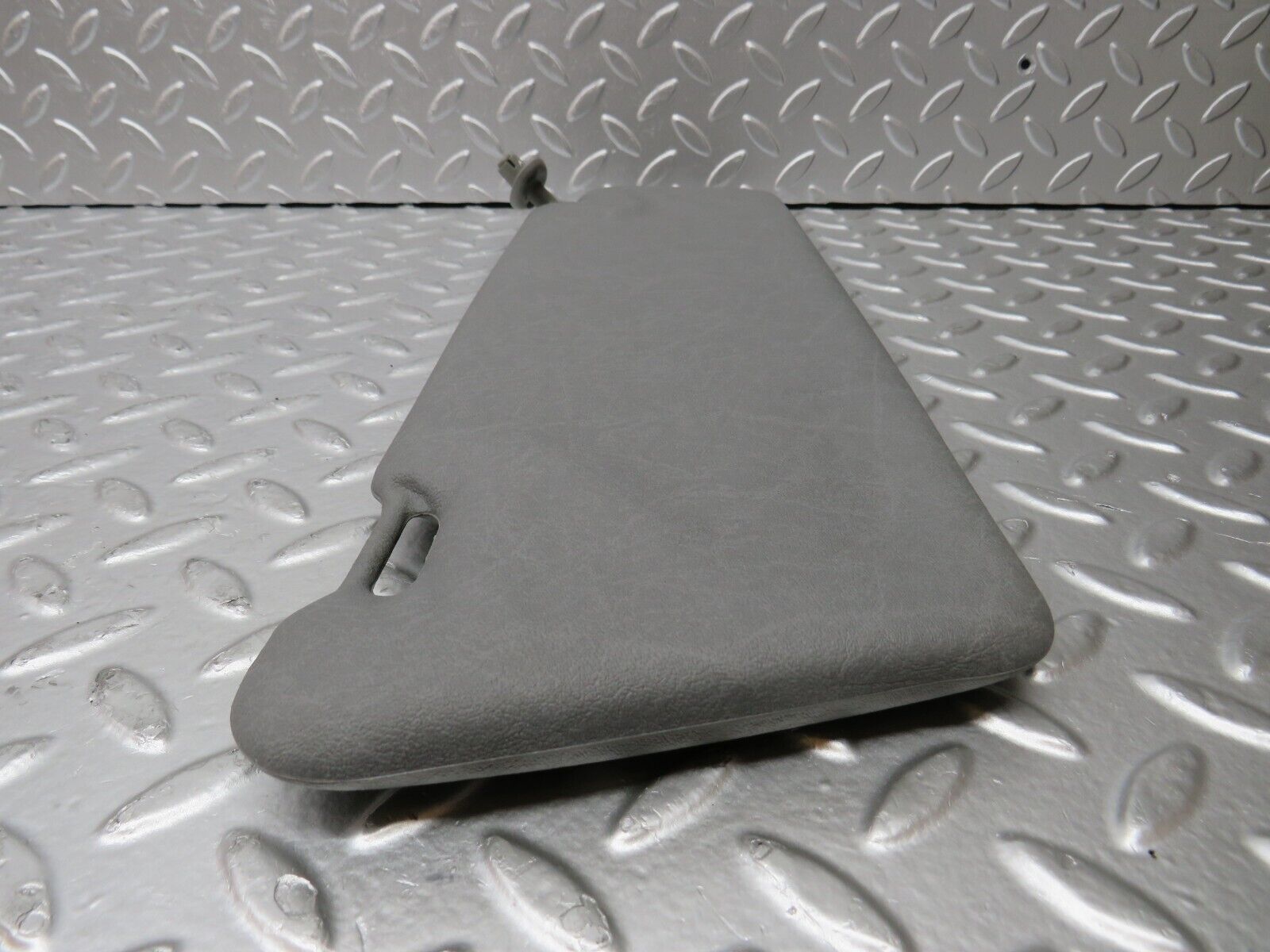 31275 Mercedes-Benz S124 220TE Wagon Sun Visor Right Side