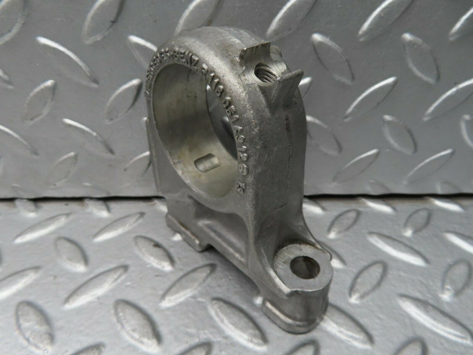 15643 Mercedes-Benz R107 450SL Camshaft Tower Bearing 1160514312