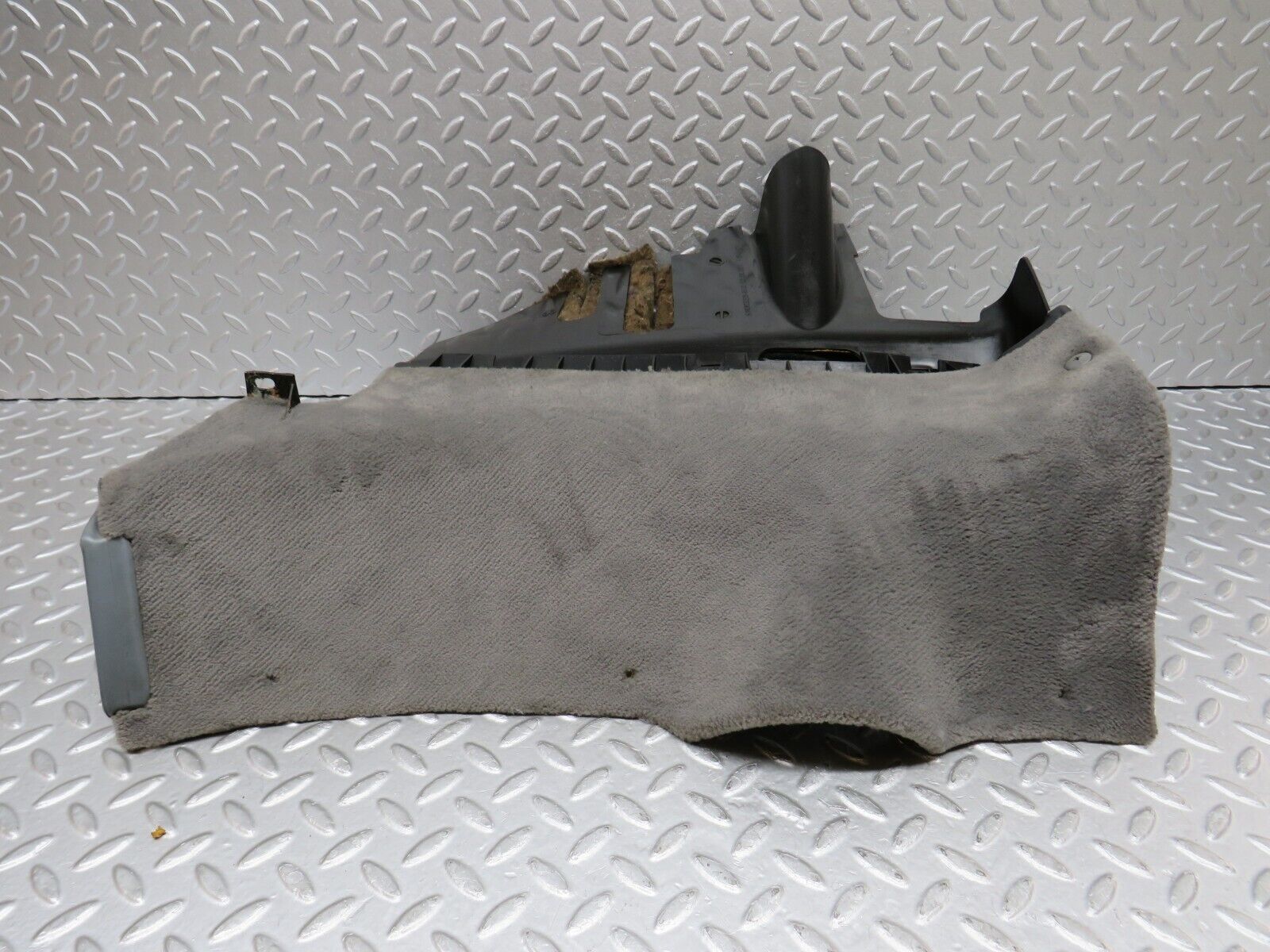 36235 Mercedes-Benz W126 420SE Under Dash Panel Right Grey 1268305244 1268307044 1266800617