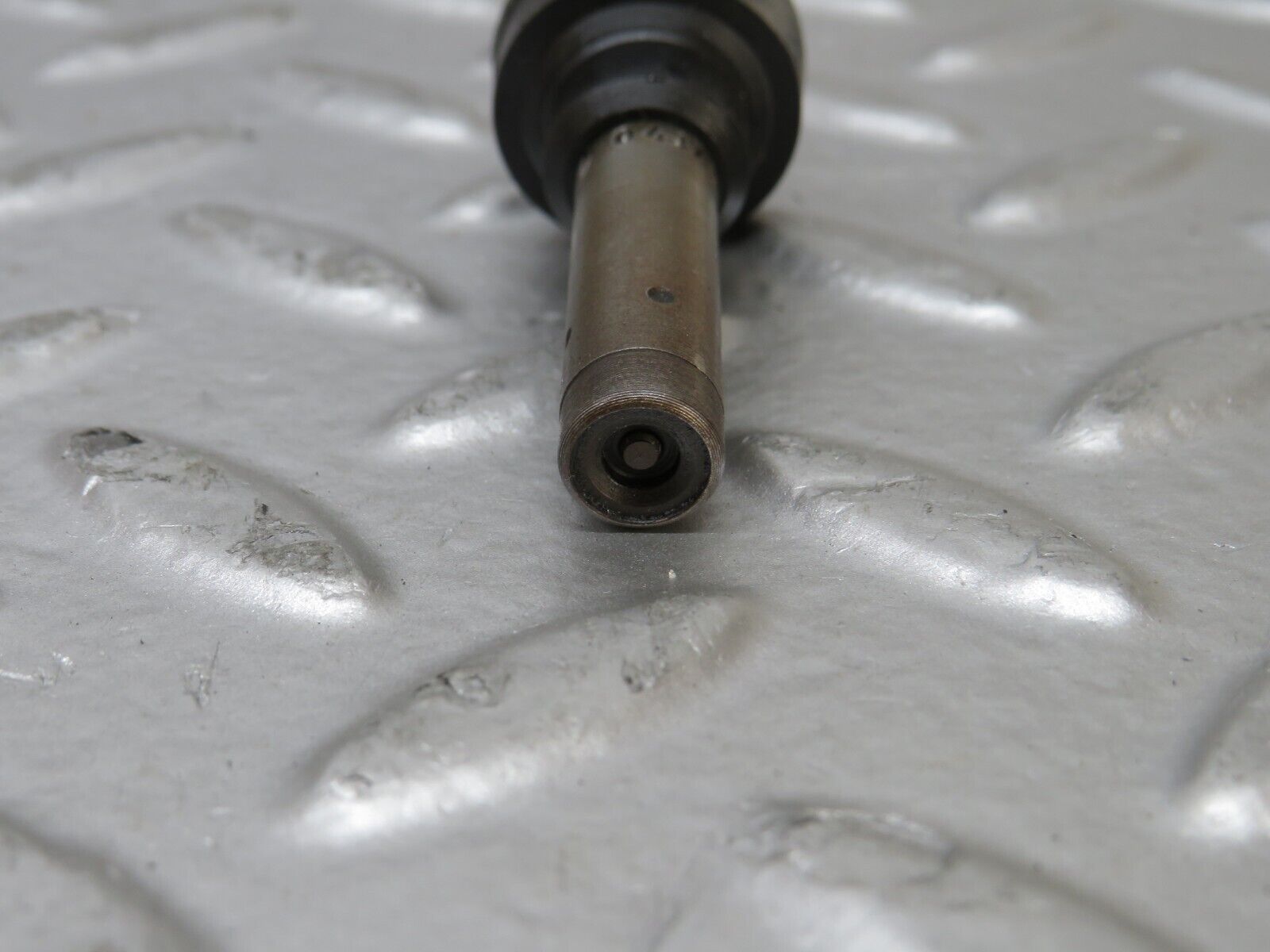 26250 Mercedes-Benz W116 450SE Fuel Injector Bosch 0437502010